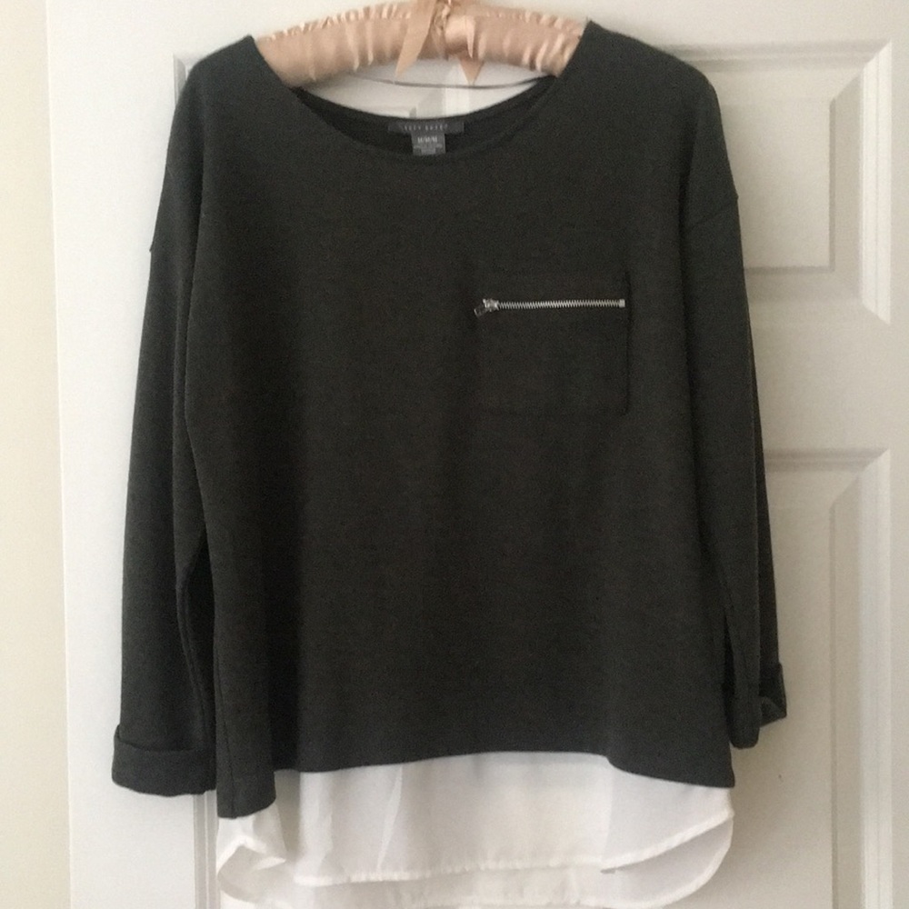 Beautiful light weight top